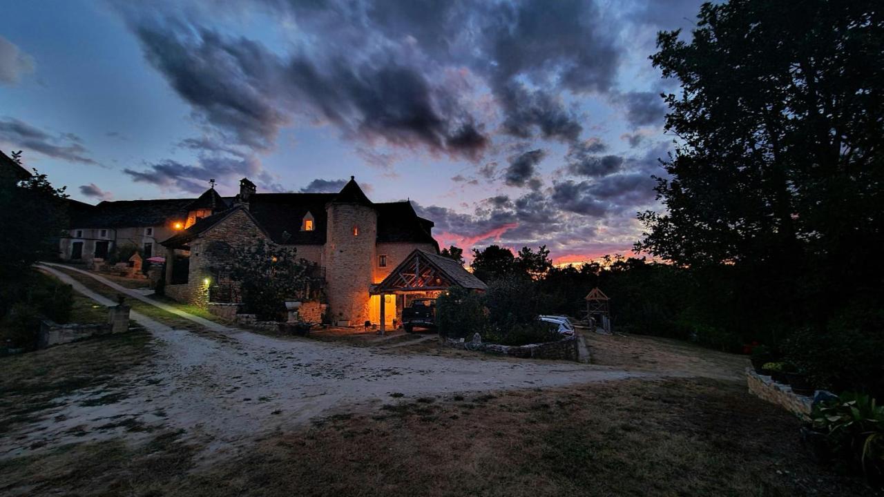 Gites des 3 Vallées Salignac Eyvigues Esterno foto